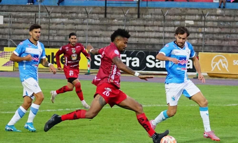 Mushuc Runa vence 2-0 a Manta FC y agrava su crisis en la LigaPro