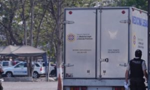 12 reclusos muertos en cárceles