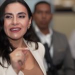 Verónica Abad Llega a la Embajada de Ecuador en Turquía en Cumplimiento del Decreto 490