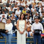 Gobierno de Noboa Lanza Proyecto para Reducir la Brecha Digital en 3.400 Escuelas Rurales