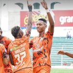 Libertad sorprende a Orense con victoria 1-0 en Machala