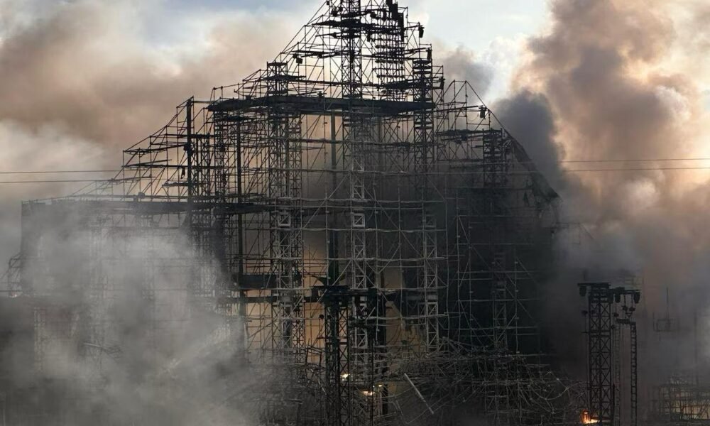 Incendio Devasta el Escenario Principal de Tomorrowland 2025 en Bélgica a Días de su Inicio