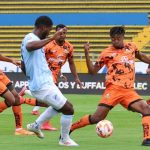 Universidad Católica Empata 1-1 con Libertad de Loja en un Intenso Duelo de la LigaPro