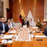 Ecuador tramita ley para controlar flujos irregulares de capitales