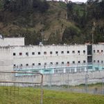 Tres reos mueren en cárcel de Turi tras violento incidente