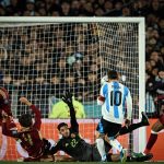 Messi Anota Doblete en Despedida de Eliminatorias