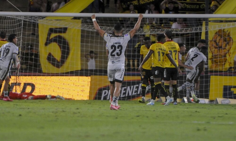 ¡Barcelona Tropieza! Empate 1-1 con Aucas Aprieta el Título