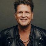 Carlos Vives interpretará canciones oficiales del Mundial
