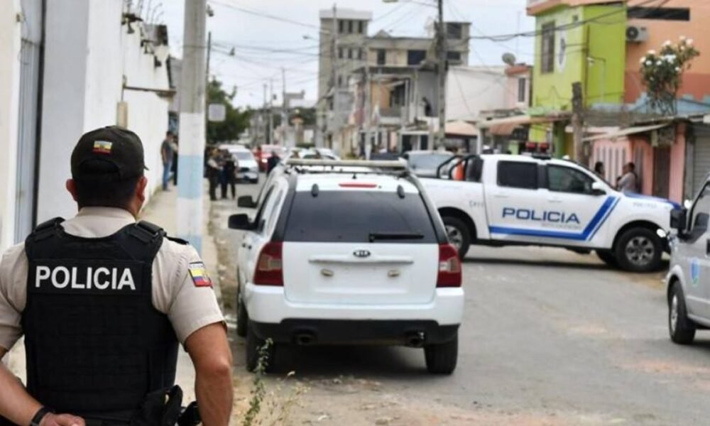 Policía abate a dos presuntos ladrones tras ser atacado