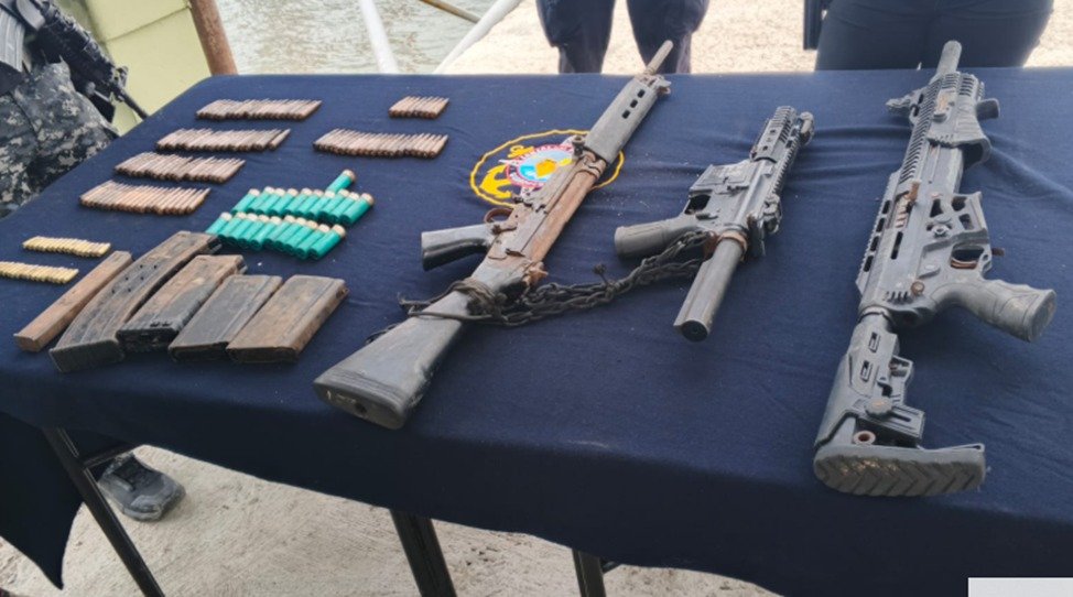 FF.AA. Golpean a GDO en Estero Huaylá! Incautan Arsenal