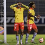 ¡8-0 histórico! Aucas destroza a Delfín y rompe récord