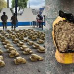 FFAA decomisa 295 kg de marihuana en embarcación abandonada